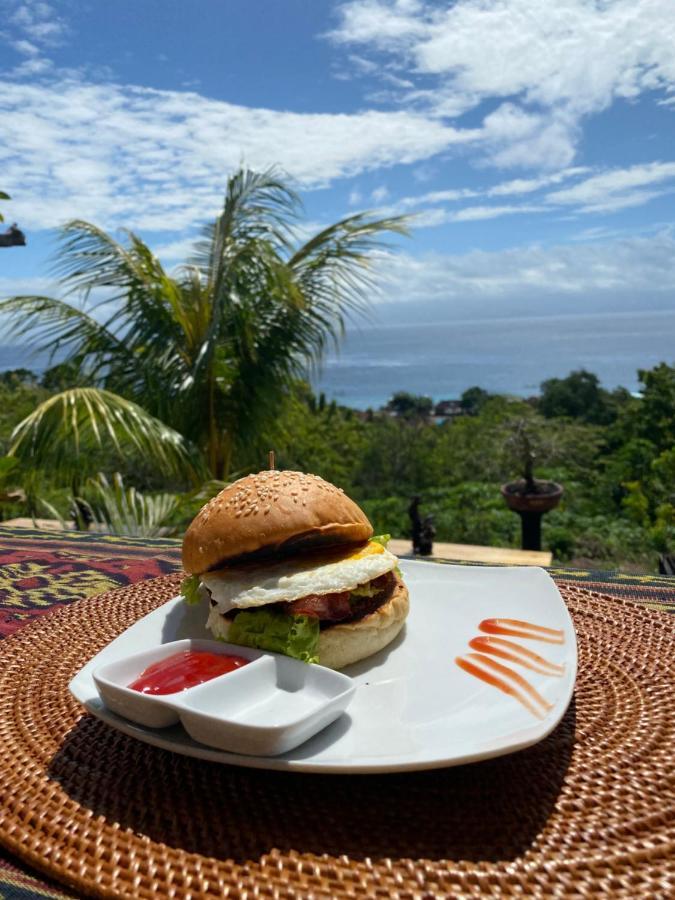 ホテル Gara Gara Sea View Batununggul エクステリア 写真